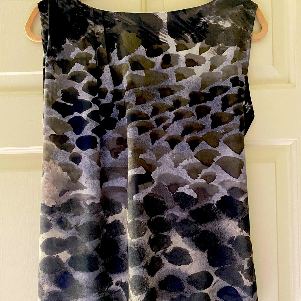 NWOT Silk sleeves shell